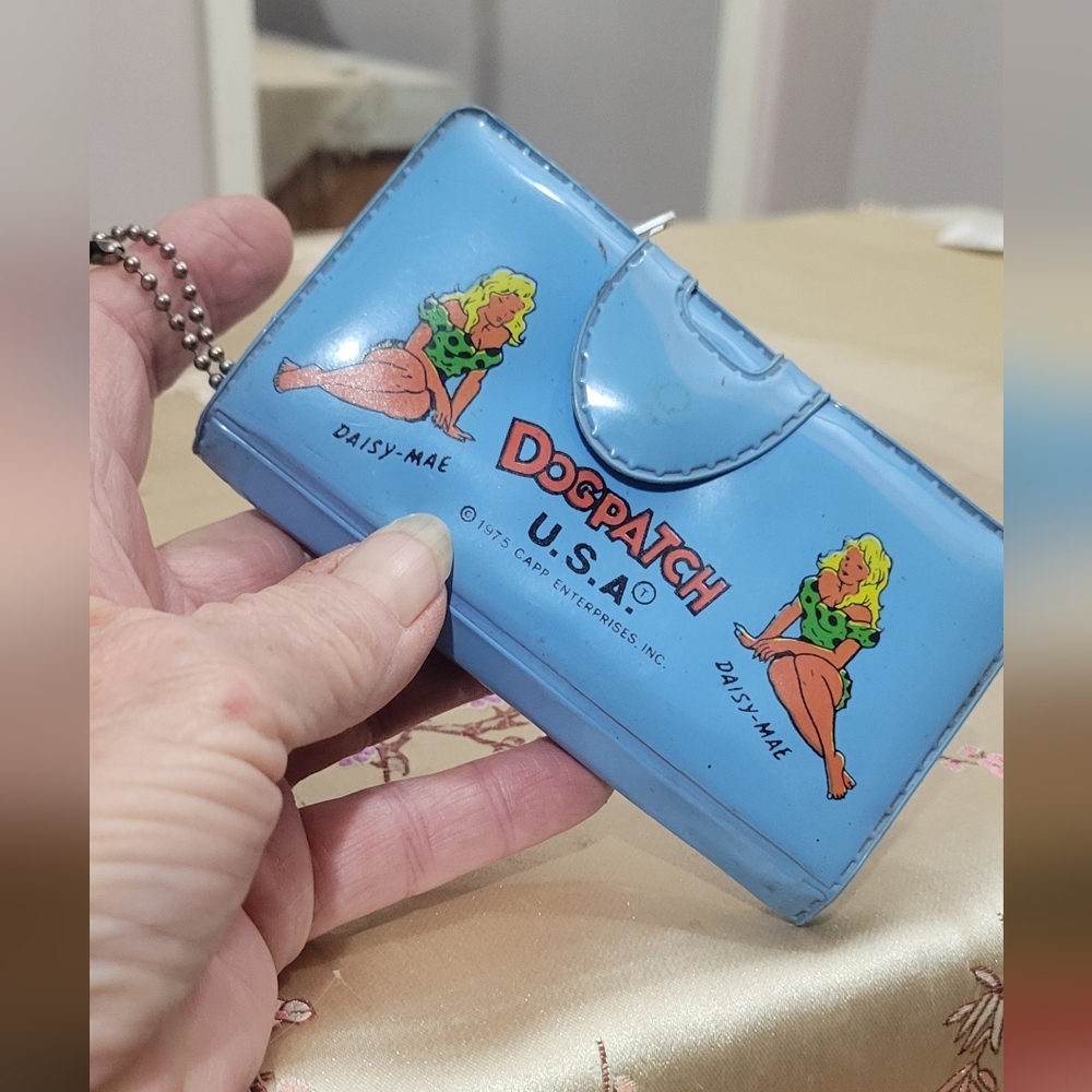 1975 Dogpatch USA Kids Wallet